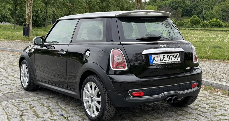 MINI Cooper S cena 32900 przebieg: 174000, rok produkcji 2010 z Wrocław małe 497